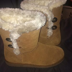 Mossimo Supply Co. Daniah suede short winter boots
